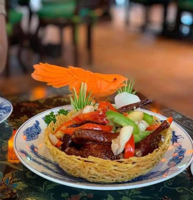 Cơm Việt: một không gian hoài cổ giữa lòng Hà Nội - Ảnh 2.