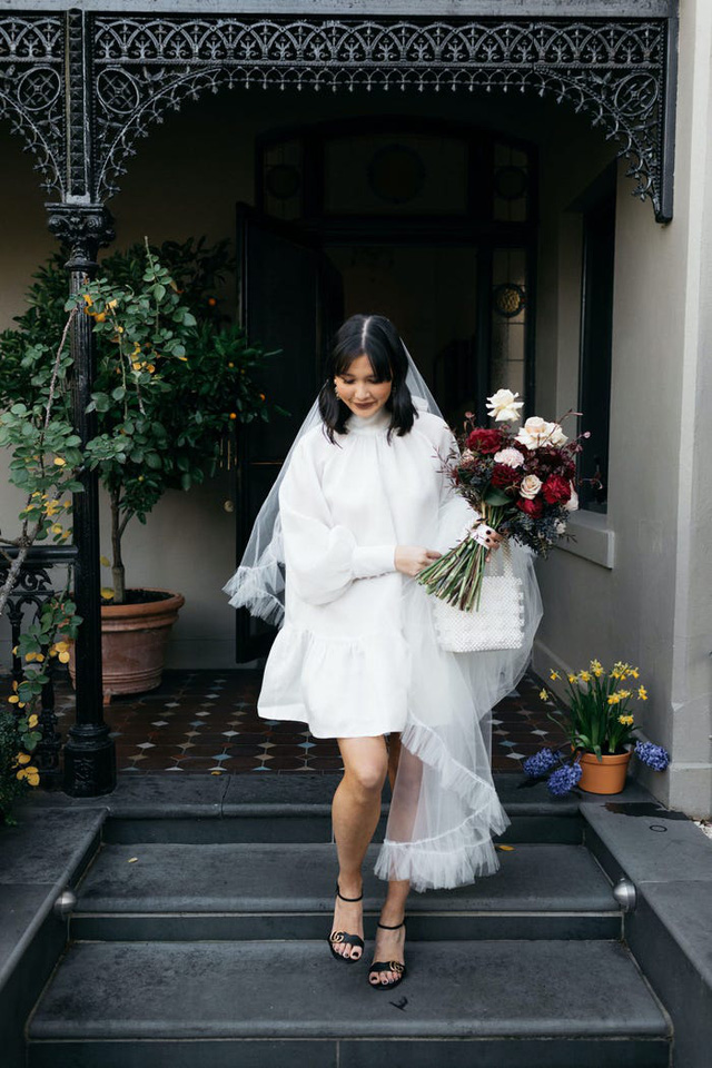 Hành trình chọn váy cưới của một cô dâu người Úc - Ảnh 13.