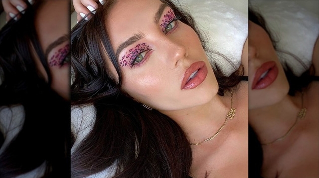 Những xu hướng trang điểm mọi người sẽ bỏ vào năm 2021 - Ảnh 13.