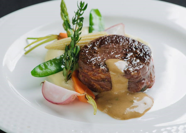 5 nhà hàng lãng mạn dành cho các cặp đôi  - Ảnh 15.