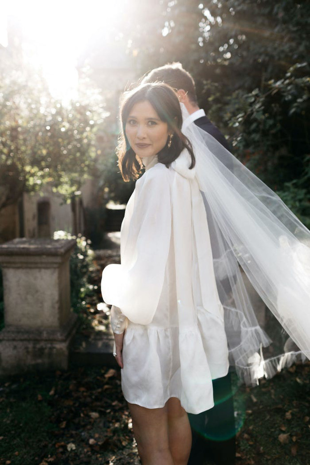 Hành trình chọn váy cưới của một cô dâu người Úc - Ảnh 14.