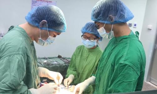 Liên tiếp 2 sản phụ có bệnh tim mạch nặng được phẫu thuật thành công
