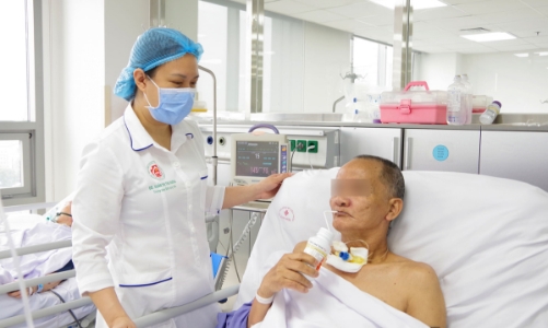 Cứu sống một người bị chảy máu não thất nặng