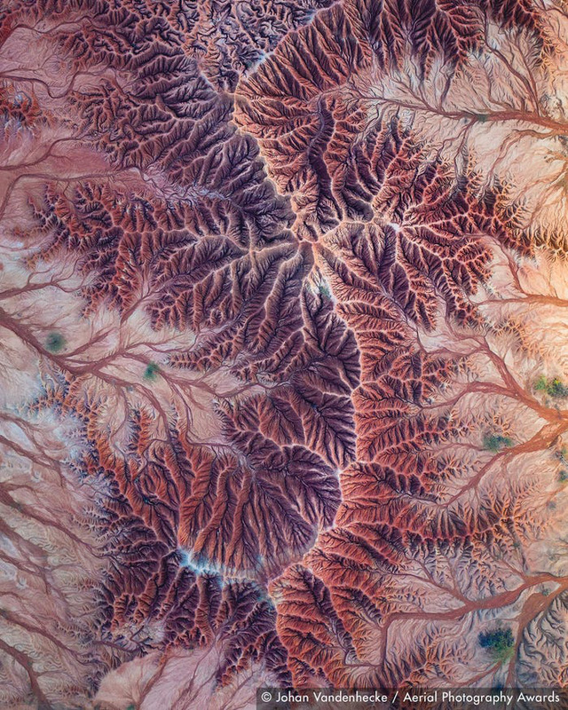 23 bức ảnh chụp từ trên không sẽ đưa bạn đến nhiều nơi trên thế giới - Ảnh 18.