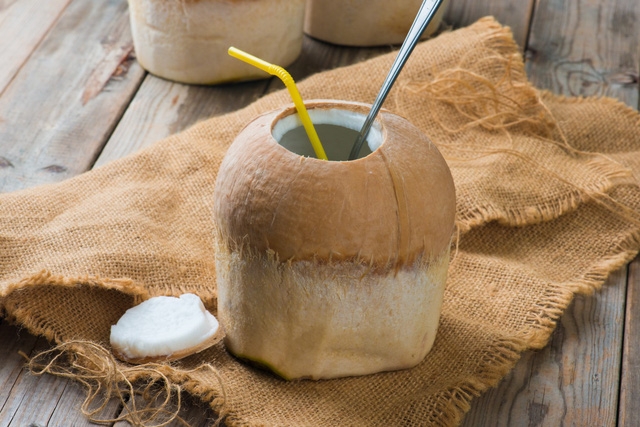 Trái dừa – công dụng tuyệt vời cho sức khỏe - Ảnh 6.