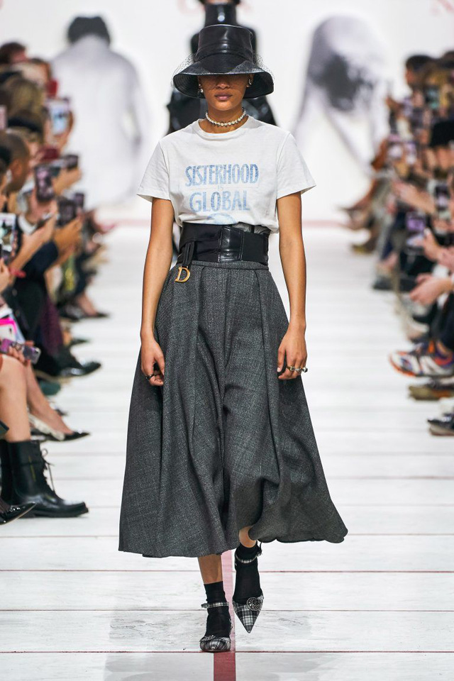 BST Thu – Đông 2019 của Dior: Hoài cổ nhưng khác biệt - Ảnh 1.