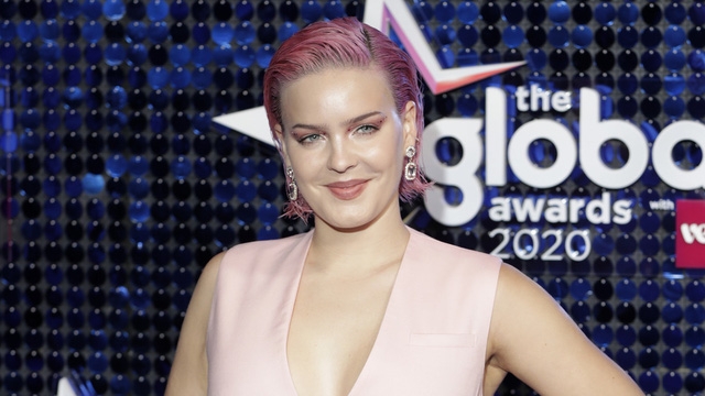 Những màu tóc dự đoán sẽ lên ngôi năm 2021 - Ảnh 1.