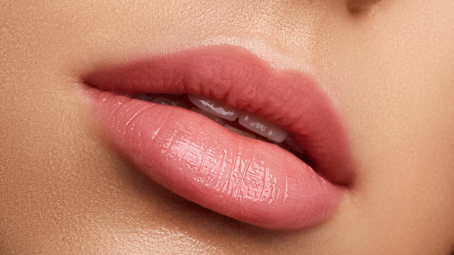 Tẩy da chết cho môi bằng một thứ gian bếp nào cũng có sẵn - Ảnh 1.