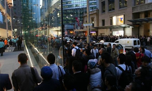 Chen chúc xếp hàng xem Apple Watch