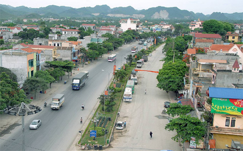 Một góc Tam Điệp. Sau khi thành lập, thành phố Tam Điệp có 10.497,9 ha diện tích tự nhiên, 104.175 nhân khẩu và 9 đơn vị hành chính cấp xã.