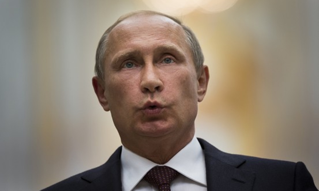 Tổng thống Nga Putin. Đang có những đồn đoán cho rằng, Nga sẽ cắt
 cung cấp khí đốt cho châu Âu vào mùa đông năm nay để trả đũa các lệnh 
trừng phạt - Ảnh: AP.<br>