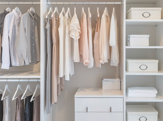 Những bí quyết để dọn dẹp tủ quần áo - Ảnh 2.