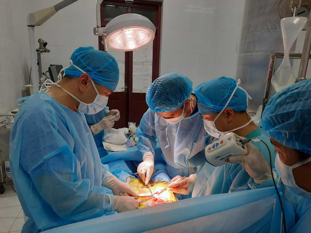 Hội chẩn trực tuyến cấp cứu cho bệnh nhân viêm ruột thừa cấp tại Song Tử Tây - Ảnh 1.