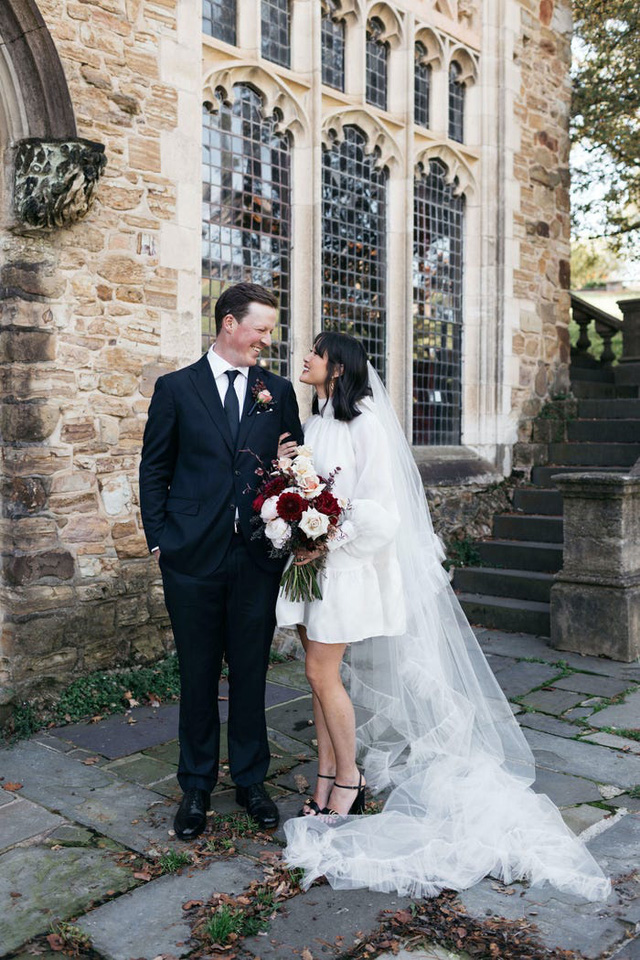 Hành trình chọn váy cưới của một cô dâu người Úc - Ảnh 21.