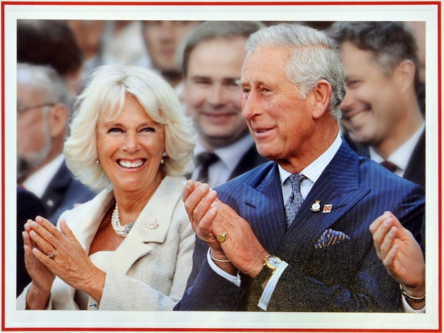 Những tấm thiệp Giáng sinh đẹp nhất qua các năm của hoàng gia Anh - Ảnh 26.