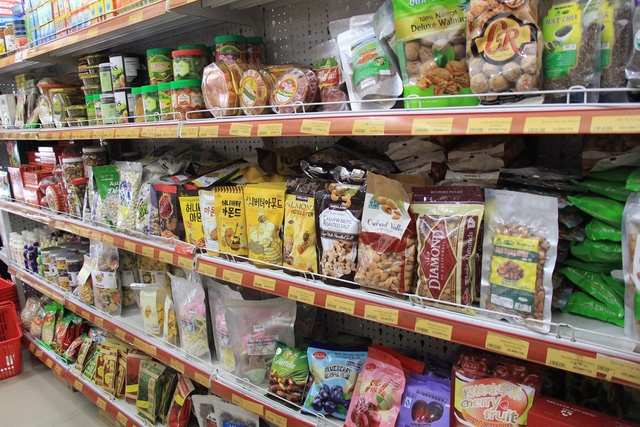 Bí kíp lựa chọn thực phẩm an toàn cho người nội trợ - Ảnh 1.