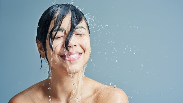 Nên tắm sáng hay tắm tối? - Ảnh 2.