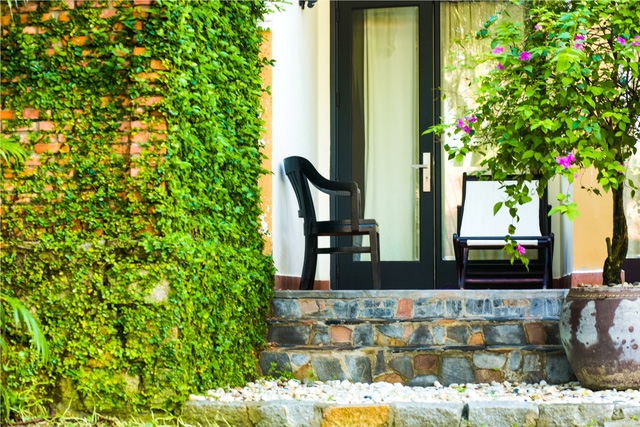 Seahorse Resort & Spa: ngôi nhà thứ 2 bên bờ biển - Ảnh 3.