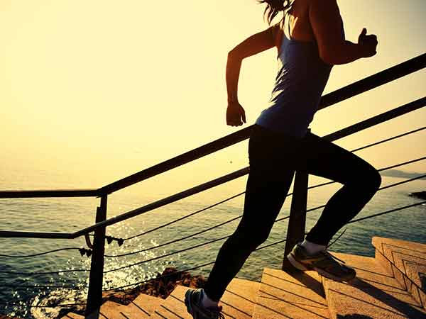 Những điều nên làm và tránh sau khi ăn thực phẩm có hàm lượng cholesterol cao - Ảnh 2.