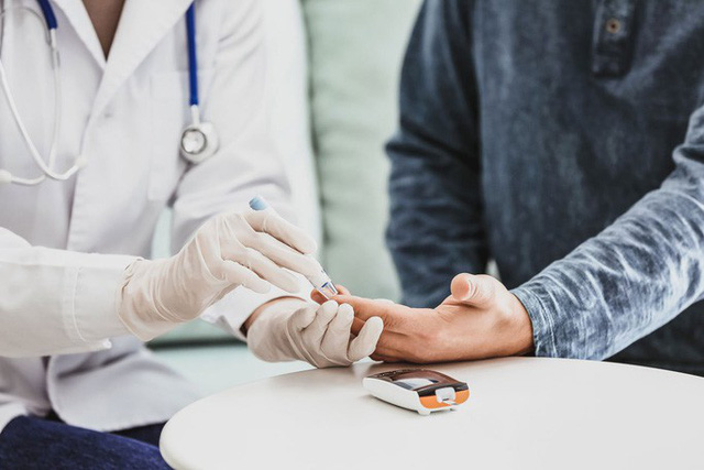 Vì sao bệnh nhân tiểu đường có nguy cơ cao mắc ung thư? - Ảnh 1.