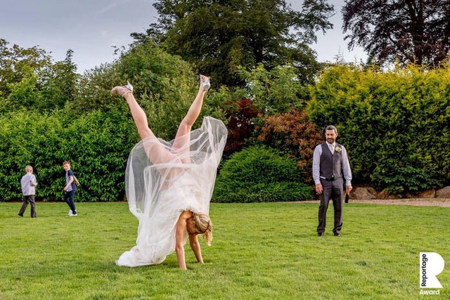 Những bức ảnh cưới ấn tượng nhất năm 2020 - Ảnh 31.