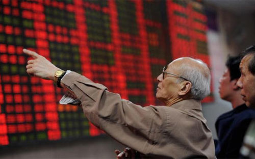 Việc các nhà đầu tư Trung Quốc vay tiền từ các công ty môi giới đã khiến bong
 bóng chứng khoán Trung Quốc phình to hơn và vỡ nhanh hơn. 