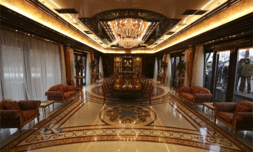 Dinh thự xa hoa của Tổng thống Ukraine