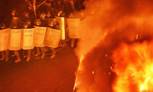 Kiev chìm trong bạo lực đẫm máu