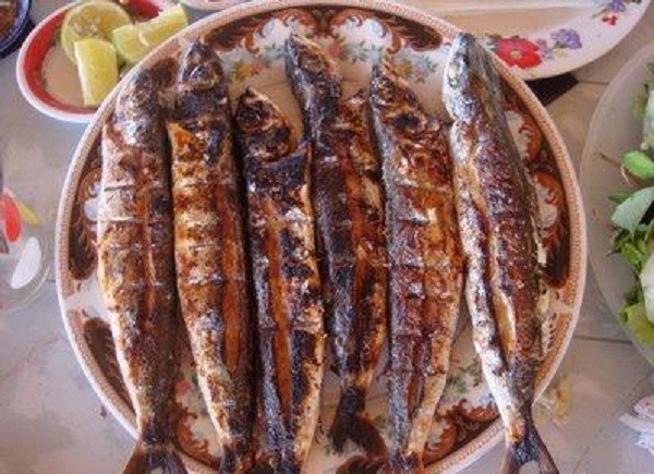 Về Núi Thành ăn cá chuồn xanh - Ảnh 4.