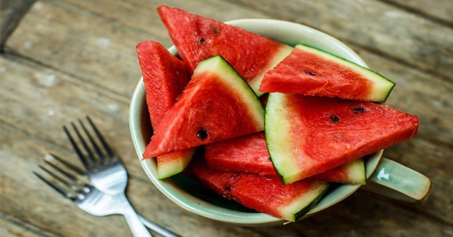 5 thực phẩm chữa đau đầu hiệu quả - Ảnh 1.