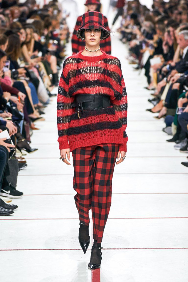 BST Thu – Đông 2019 của Dior: Hoài cổ nhưng khác biệt - Ảnh 4.