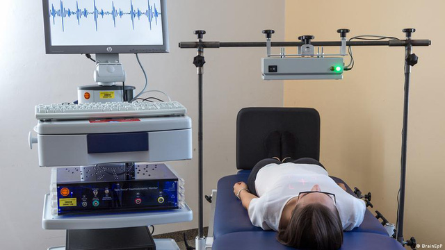 Nhiều thiết bị cảm biến phát hiện đột quỵ sắp thành hiện thực - Ảnh 2.