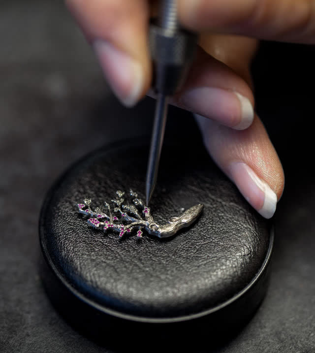 Jaquet Droz giới thiệu phiên bản đồng hồ giới hạn cho năm Tân Sửu - Ảnh 4.