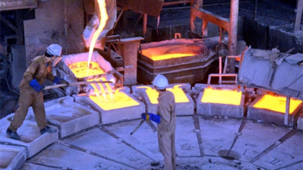 Công nghiệp Việt Nam vẫn sống nhờ gia công