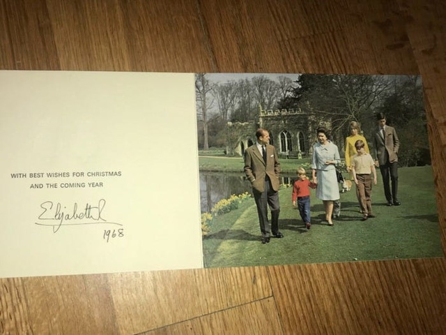 Những tấm thiệp Giáng sinh đẹp nhất qua các năm của hoàng gia Anh - Ảnh 5.