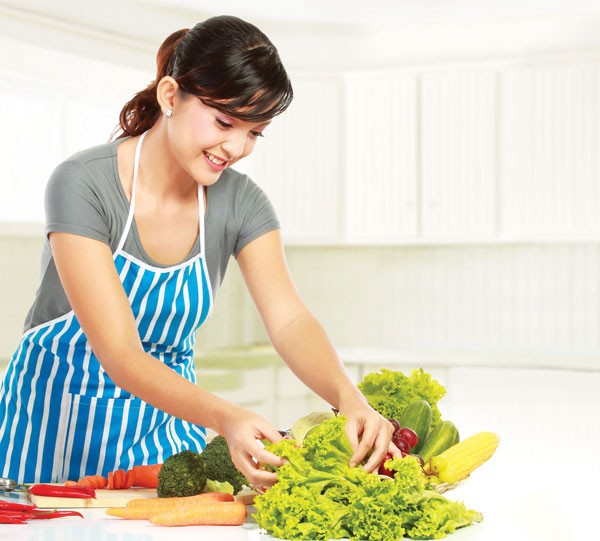 Lưu ý khi chế biến thực phẩm ngày hè! - Ảnh 1.