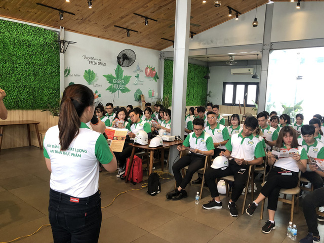 Tuyên truyền về bảo đảm an toàn thực phẩm với truyền thông cơ động, cổ động - Ảnh 6.