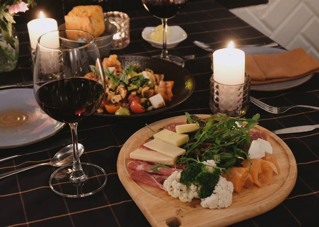 5 nhà hàng lãng mạn dành cho các cặp đôi  - Ảnh 7.