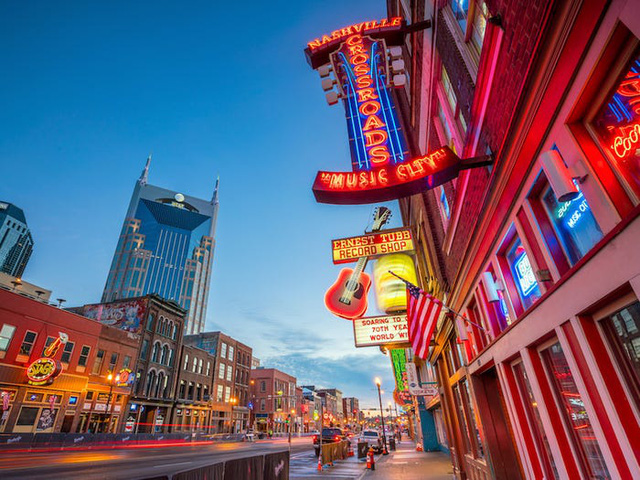 16 địa danh tuyệt vời cho mùa lễ hội cuối năm ở Mỹ - Ảnh 6.