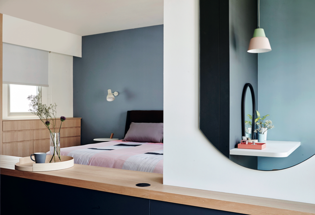 Ngôi nhà với những mảng tường màu xanh - Ảnh 7.