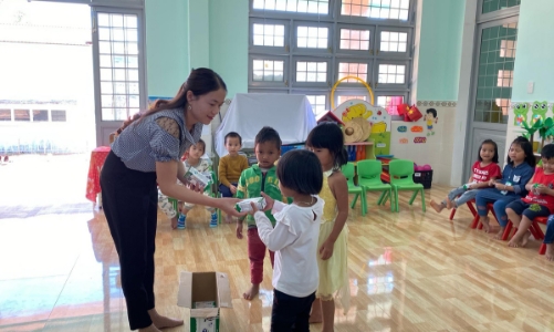 Sữa học đường tại tỉnh Kon Tum: Những tín hiệu tích cực