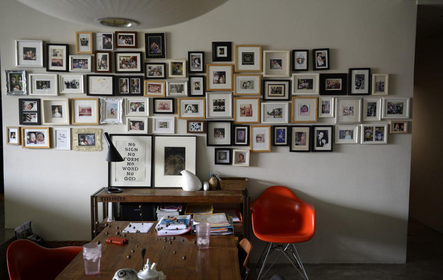 Căn hộ nhỏ phong cách với decal dán tường - Ảnh 8.