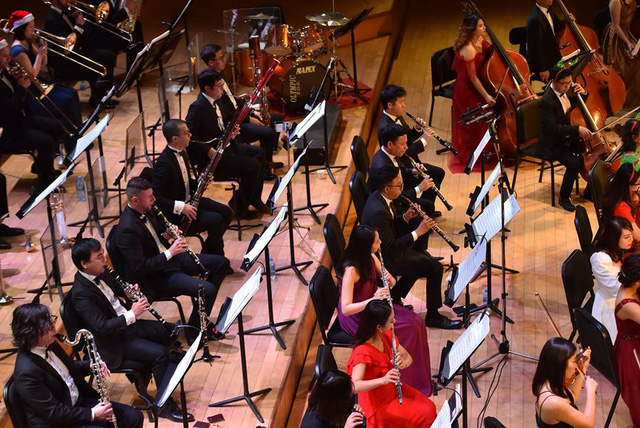 Chào mừng mùa lễ hội cùng Sun Symphony Orchestra - Ảnh 2.
