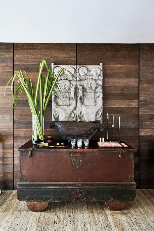 Décor phòng khách với tủ búp phê - Ảnh 2.