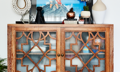 Décor phòng khách với tủ búp phê