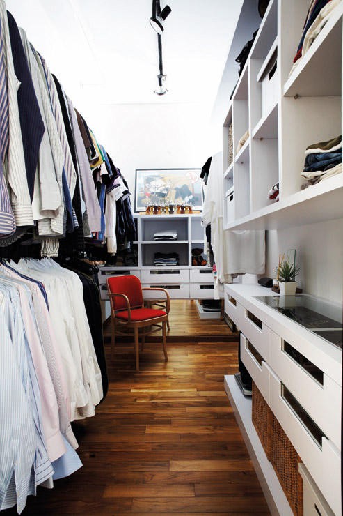 Căn hộ vách kính ấn tượng - Ảnh 6.