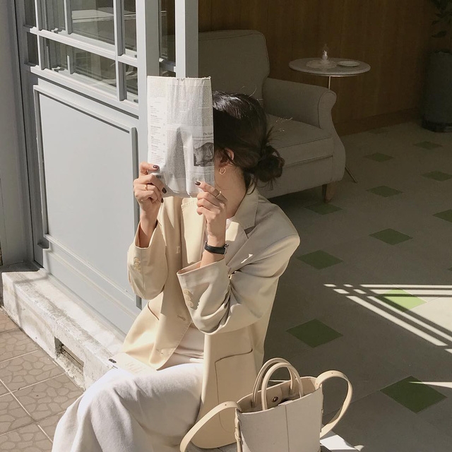 Gợi ý những phong cách công sở trẻ trung - Ảnh 8.