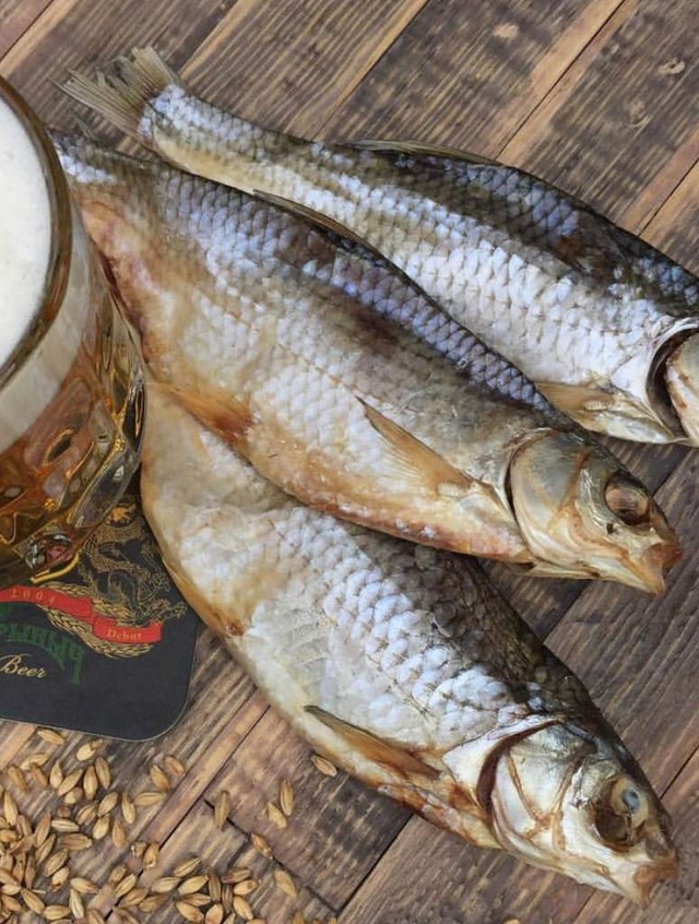 Xem World Cup Nga, ăn cá Vobla - Ảnh 4.