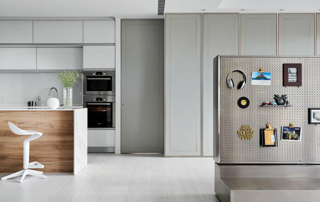 Sự kết hợp giữa cổ điển và hiện đại trong căn hộ 2 phòng ngủ - Ảnh 2.