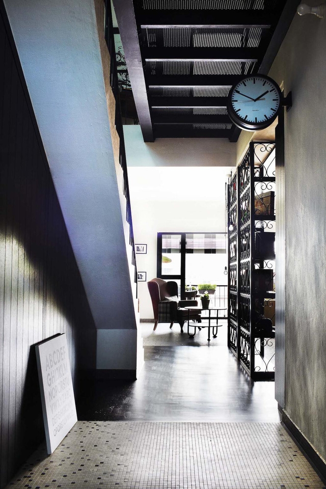 Ngôi nhà 2 tầng nhỏ xinh mang phong cách retro - Ảnh 6.